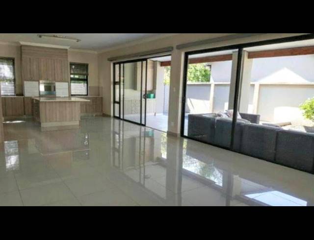 3 BEDROOM PROPERTY TO RENT IN BROOKLYN